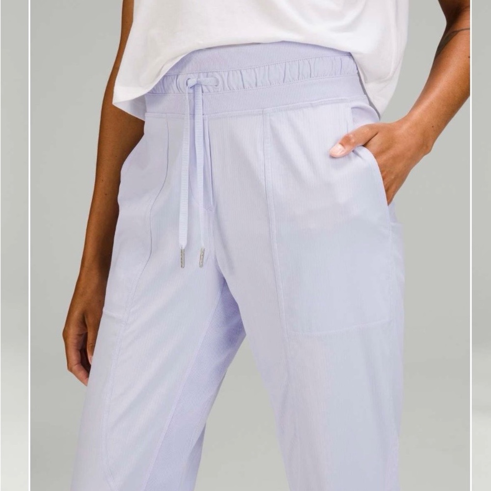 Lululemon Athletica Dance studio Lavender Joggers